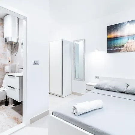 Elegance Apartment