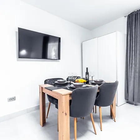 Elegance * ספליט